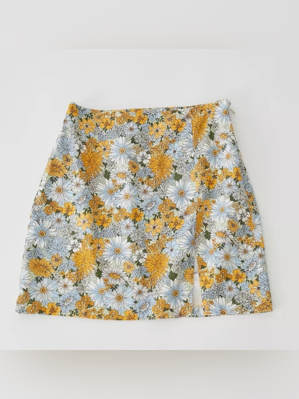 URBAN OUTFITTERS Floral Darren Notched Linen Mini Skirt, Medium